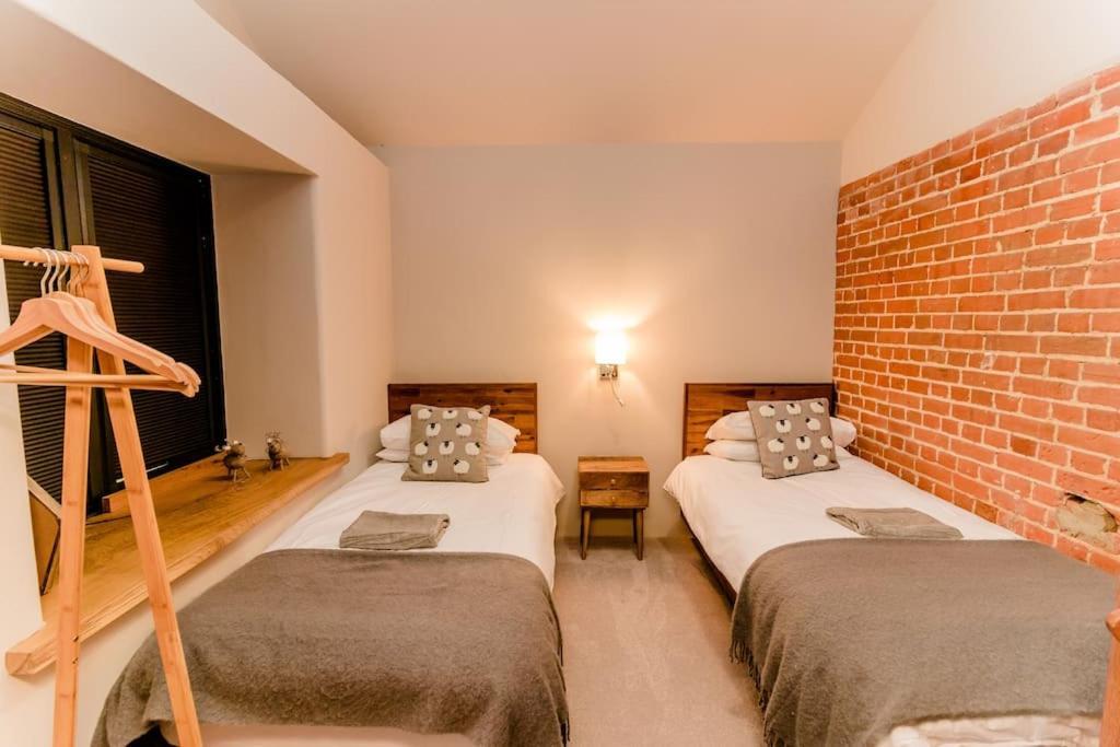 Beautiful Barn Conversion Close To The Broads Dilham Eksteriør billede