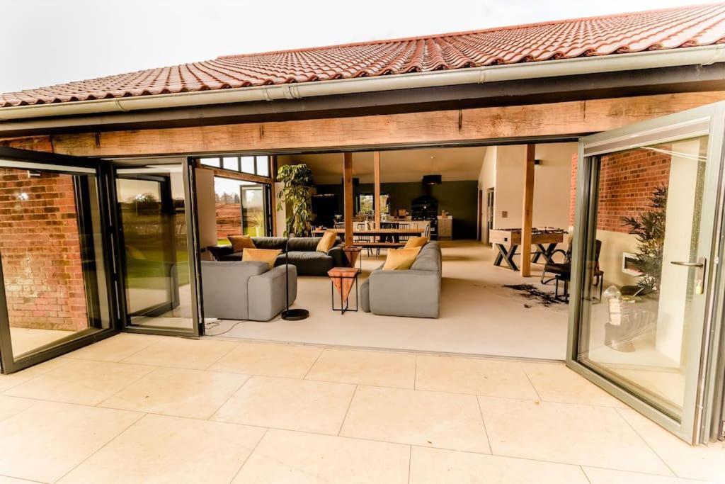 Beautiful Barn Conversion Close To The Broads Dilham Eksteriør billede