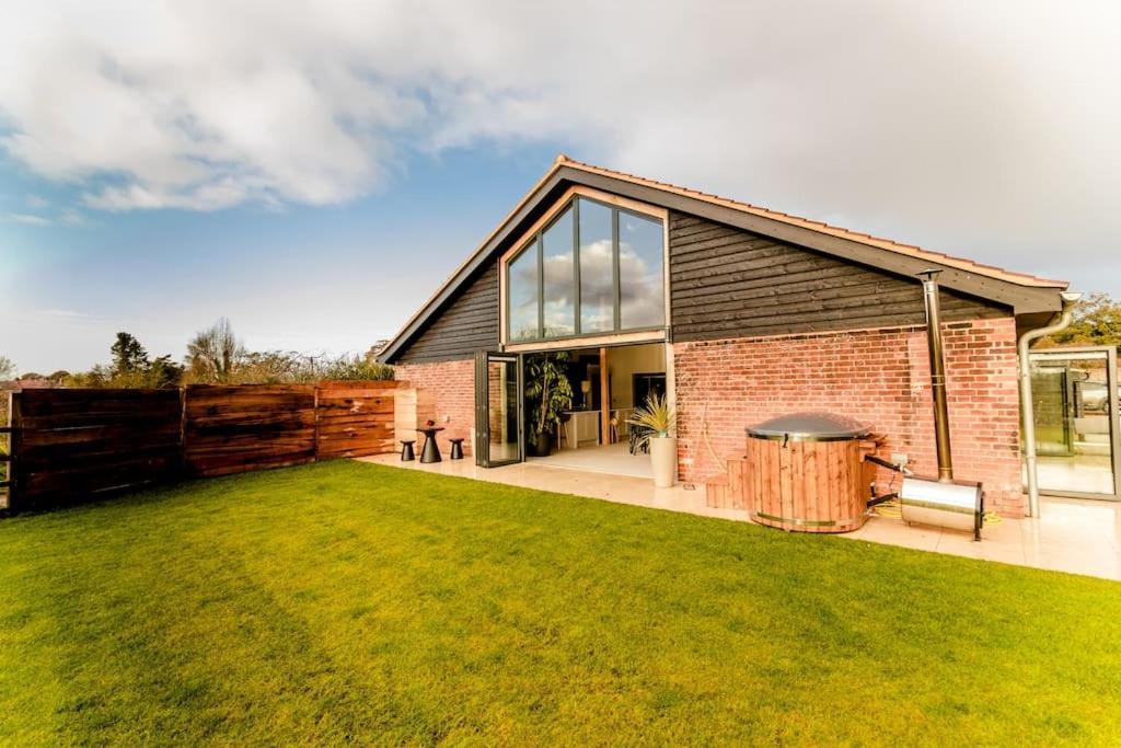 Beautiful Barn Conversion Close To The Broads Dilham Eksteriør billede