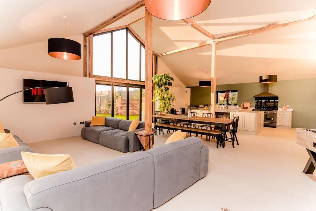 Beautiful Barn Conversion Close To The Broads Dilham Eksteriør billede