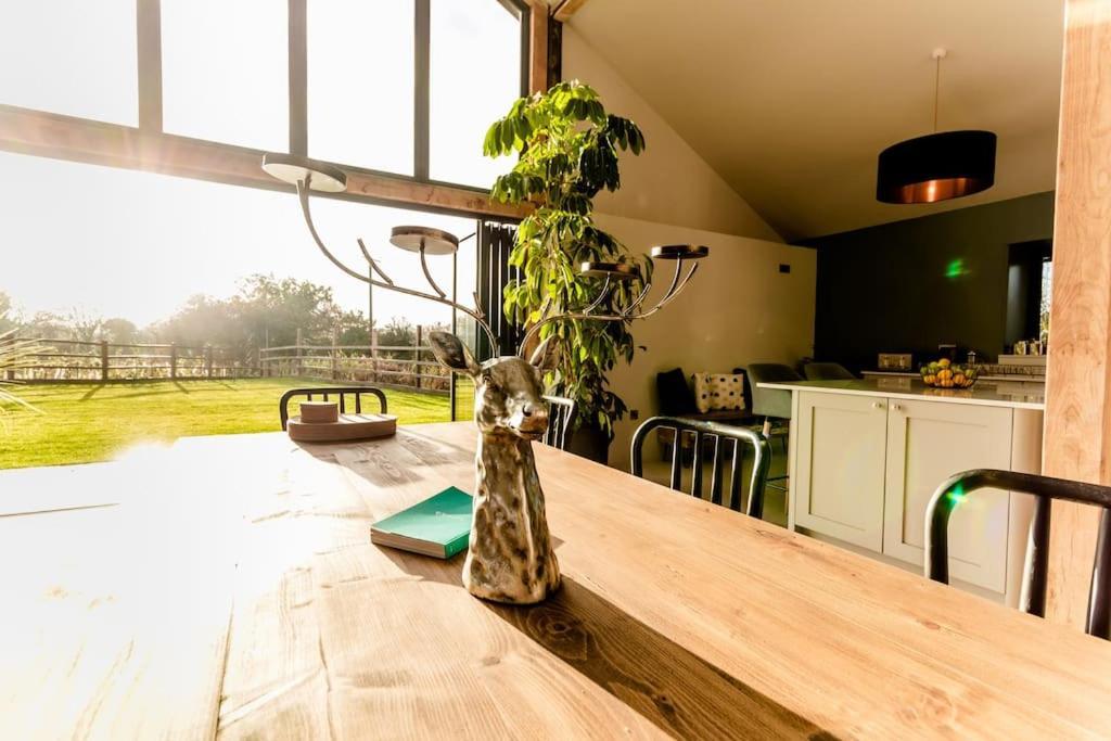 Beautiful Barn Conversion Close To The Broads Dilham Eksteriør billede