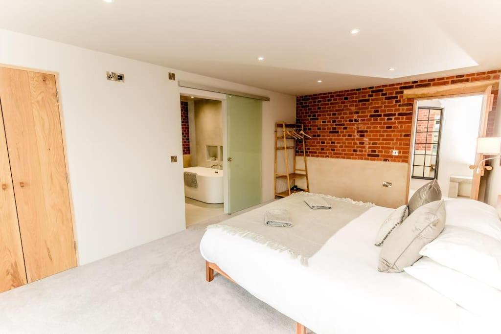 Beautiful Barn Conversion Close To The Broads Dilham Eksteriør billede